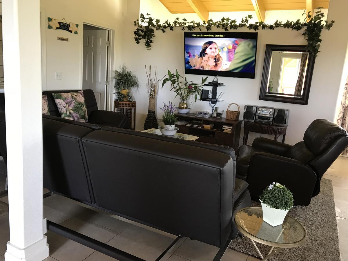 Coconut Palms Vacation Rental near lava fields&beaches Kehena Esterno foto
